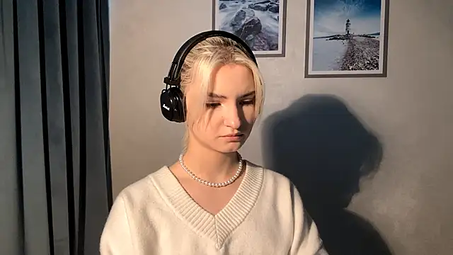 Cindi_Jacobs's cam snapshot