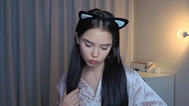 slyshypie's cam snapshot