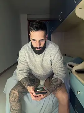 Gioeltoro89's cam snapshot