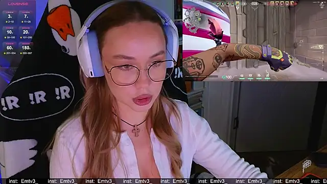 Emili1-'s cam snapshot