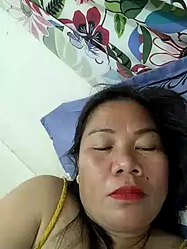 hottiemama69's cam snapshot