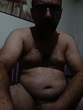masculine_bear_daddy live sex cam