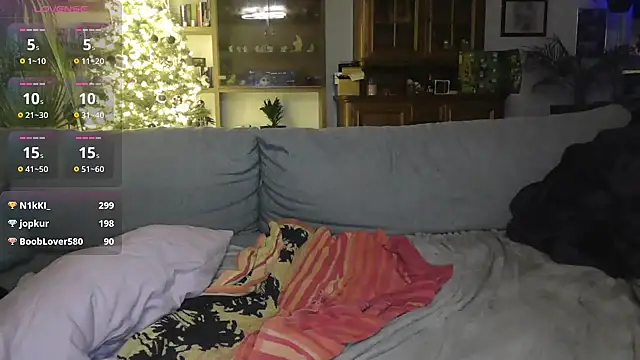 _Becca_und_Nimmersatt_'s cam snapshot