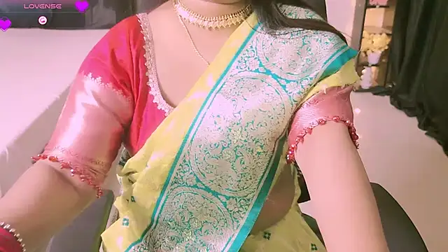 Khaleesiiii's cam snapshot