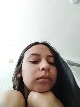 emma_ambar's cam snapshot