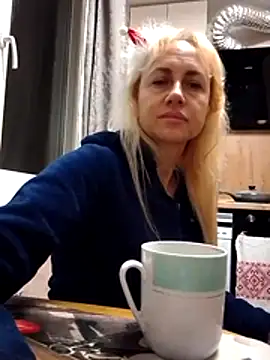 KissMiSveet's cam snapshot