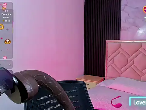 Lalalemoonds's cam snapshot