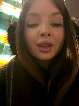 KrisMagnoly's cam snapshot