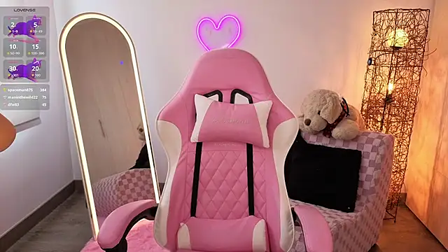 violet_ch's cam snapshot