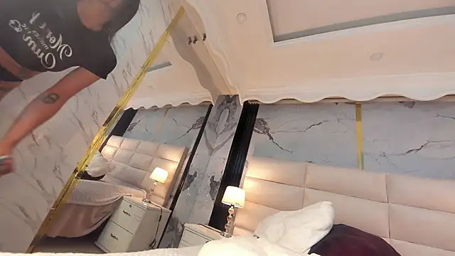 Princess_Violett's cam snapshot