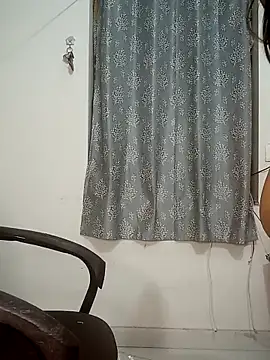 shrutee12 live sex cam