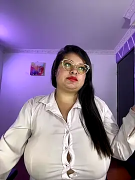 MiiaaJoness's cam snapshot