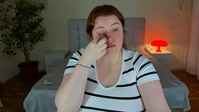 PolinaSalvatore's cam snapshot