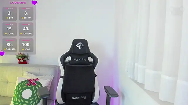 ambar-wells's cam snapshot