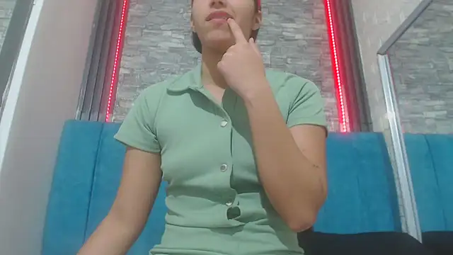 Lil_Rose2006's cam snapshot