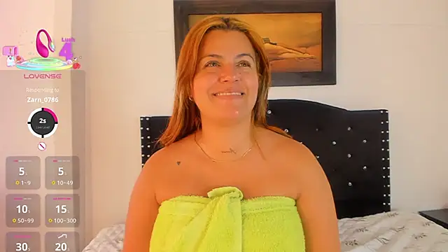 Alexandra_Torress's cam snapshot