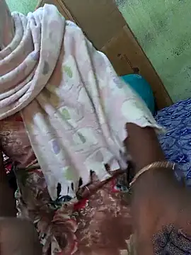 Tamilselviroja-'s cam snapshot