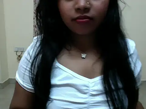 Bad_girl_kayraa_'s cam snapshot