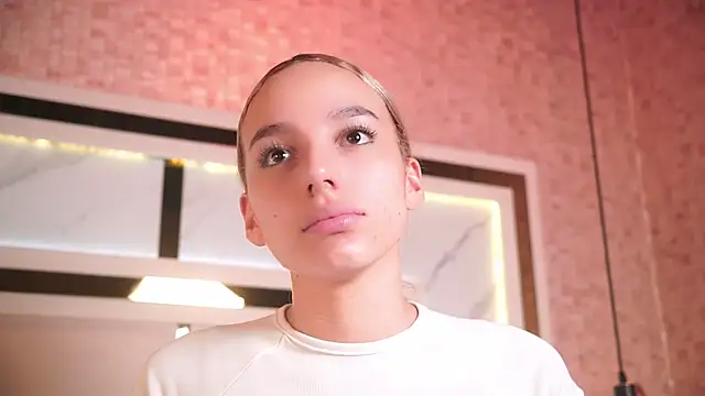 ambar_rosse25's cam snapshot