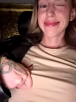 kira_mia's cam snapshot