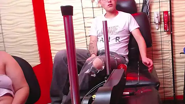 Lord_And_Servat7's cam snapshot