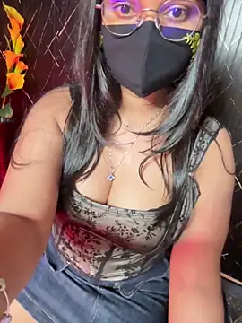 Pihu_9's cam snapshot