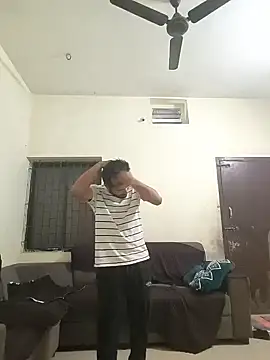 hotbullforgirlz's cam snapshot