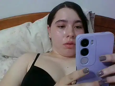 Anni_00001's cam snapshot