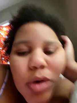 chocolate_bella's cam snapshot