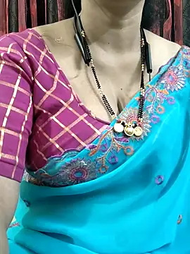 bhuvana_555's cam snapshot