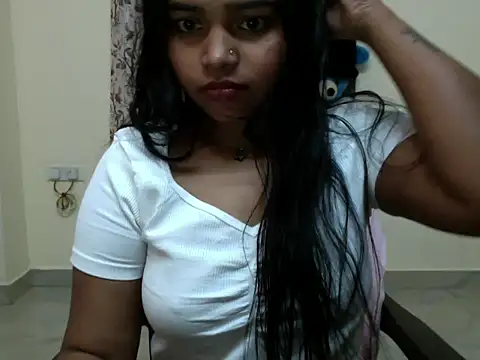 Bad_girl_kayraa_'s cam snapshot