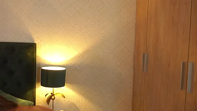 VitoriaCarusso live sex cam