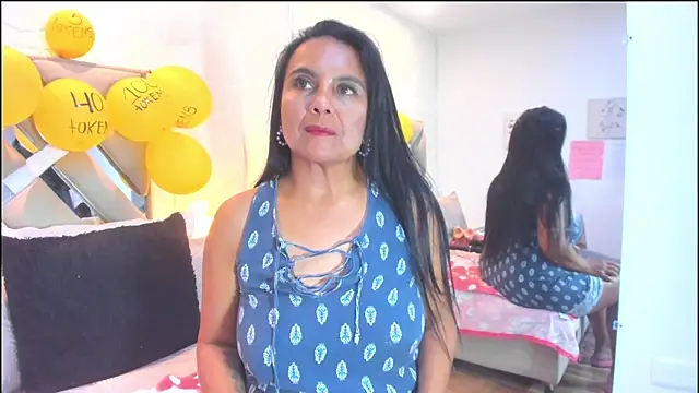 raquell_moore's cam snapshot