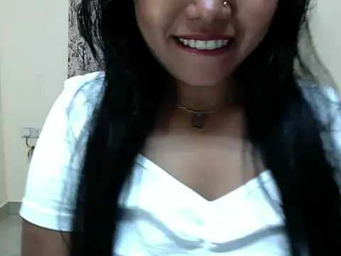 Bad_girl_kayraa_'s cam snapshot