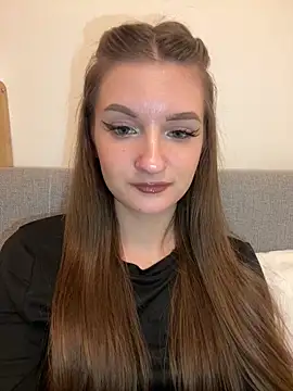 AdelinaEmber's cam snapshot