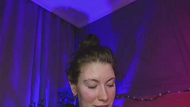 Liv_Fay's cam snapshot