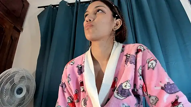 Grettel_w's cam snapshot