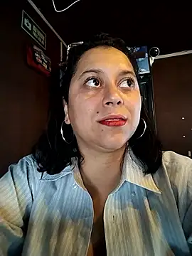 Caroline-17's cam snapshot