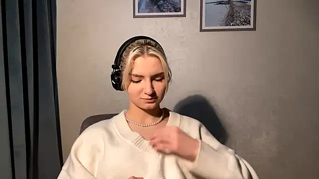 Cindi_Jacobs's cam snapshot