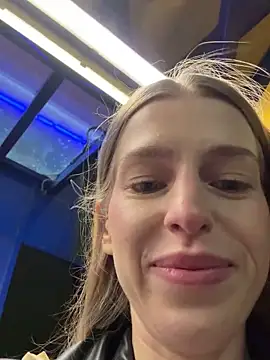 kira_mia's cam snapshot