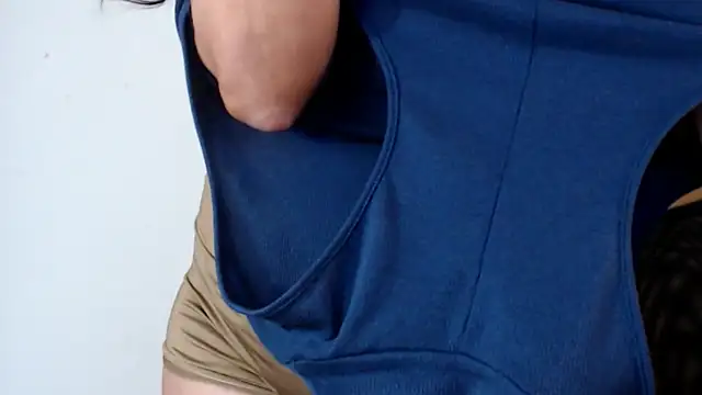 Lucyy_Naugthy's cam snapshot