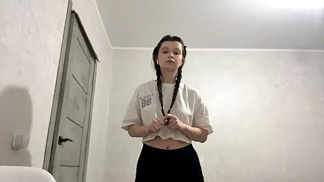 EllieBerrie's cam snapshot