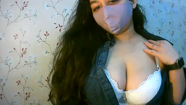 Nandini8's cam snapshot