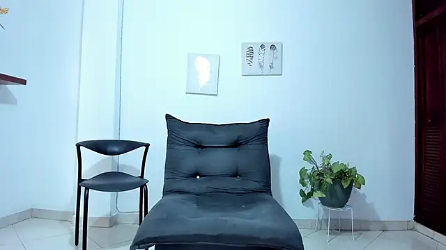 anniesweet-'s cam snapshot