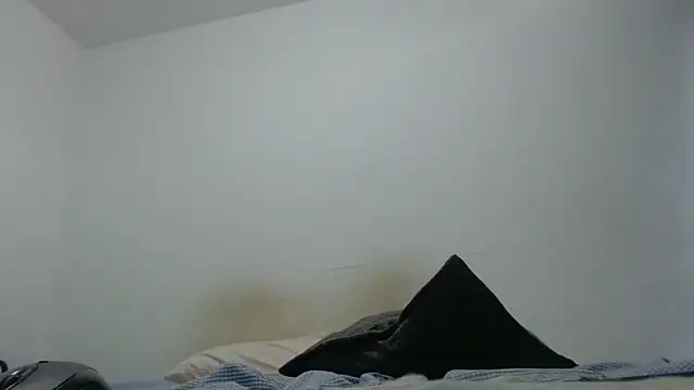 nicolle_milf1978's cam snapshot