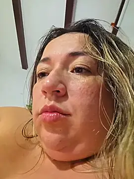 isabella_rossse's cam snapshot