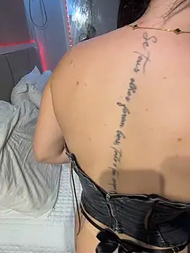 Rafaellaz live sex cam