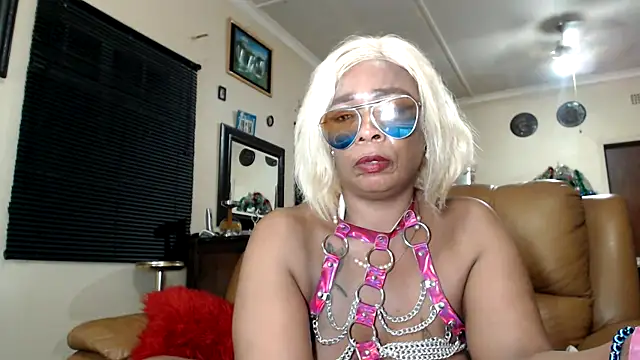 Gucci_Bx's cam snapshot