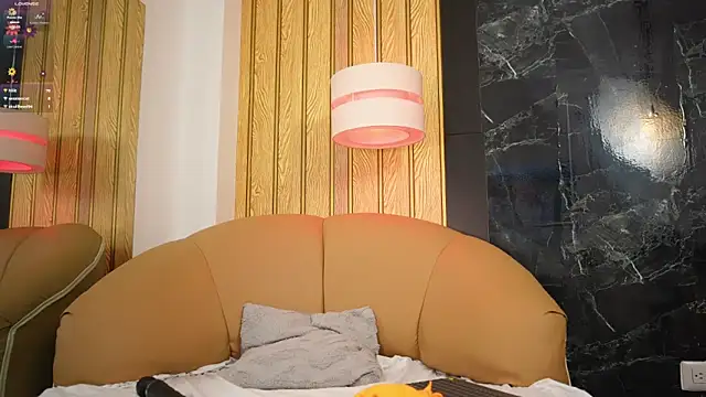 Camilaperson's cam snapshot