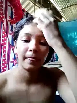 Soymaia's cam snapshot